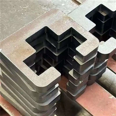 Tubo in acciaio inossidabile che tagliava laser